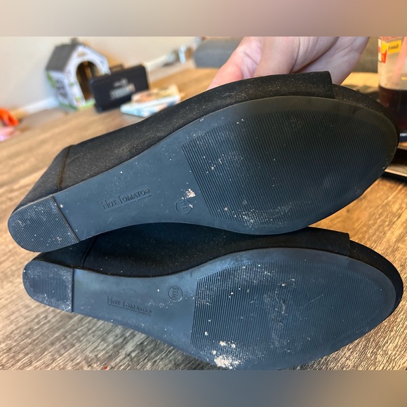 Size 11 Wedge Strappy Shoe - Picture 3 of 6